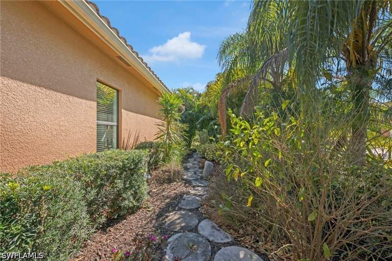 3 bedroom Attached at 13404 Monticello Blvd, Marbella Isles, Naples — photo 3