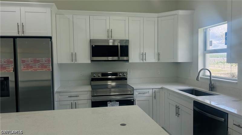 3 bedroom SingleFamilyResidence at 4668 47th Ave NE, Golden Gate Estates, Naples — photo 4