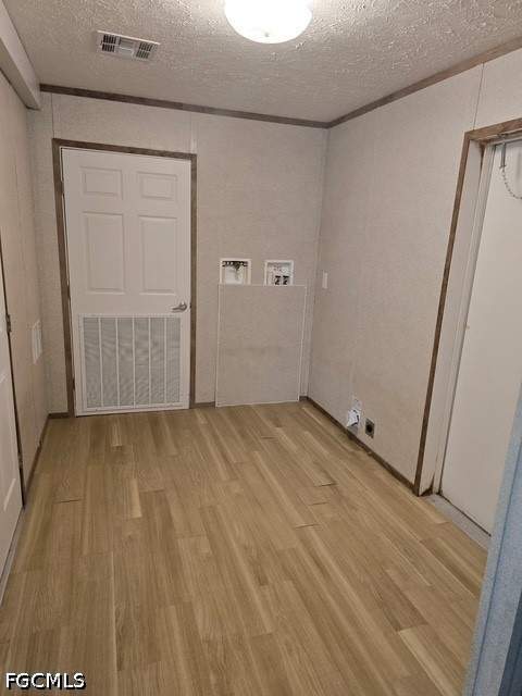 2 bedroom ManufacturedHome at 370 San Bernardino St, North Fort Myers, North Fort Myers — photo 4