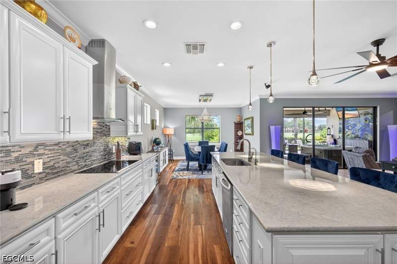 3 bedroom SingleFamilyResidence at 6120 Victory Dr, Del Webb, Ave Maria — photo 5
