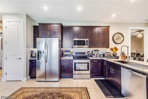 11921 Grosseto Ct, Fort Myers FL - photo 6 of 46
