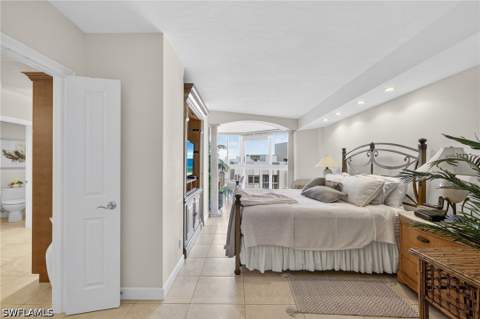 4041 Gulf Shore Blvd N 1807, Naples FL - photo 17 of 43