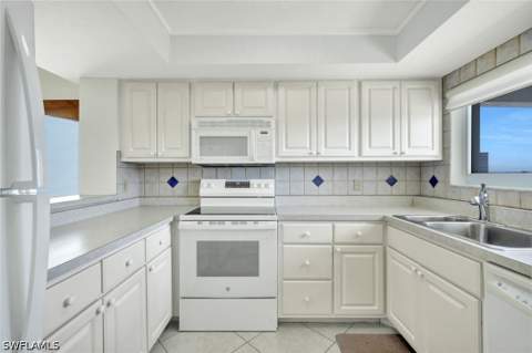 26370 Hickory Blvd 603, Bonita Springs FL - photo 19 of 36