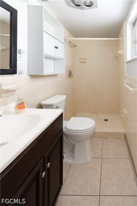 4848 Ipswitch Ct, Fort Myers FL - photo 11 of 14