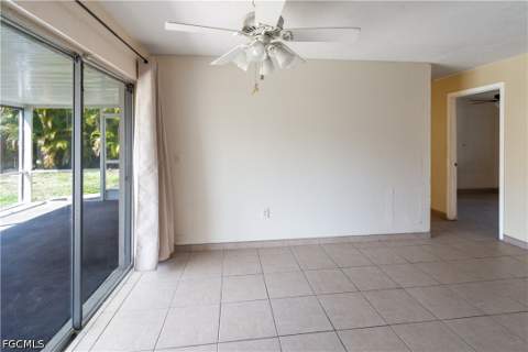 4848 Ipswitch Ct, Fort Myers FL - photo 6 of 14