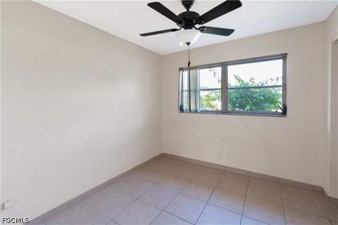 4848 Ipswitch Ct, Fort Myers FL - photo 7 of 14