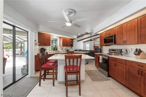 7332 Sean Ln, North Fort Myers FL - photo 11 of 41