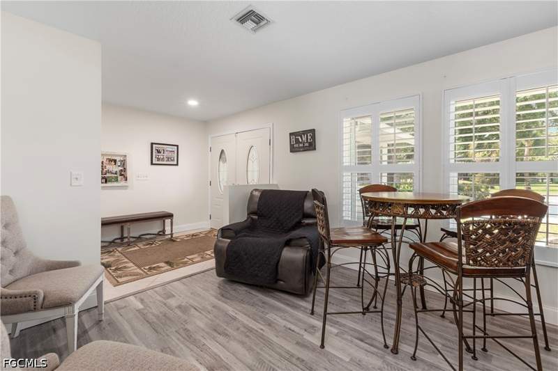 4 bedroom SingleFamilyResidence at 7332 Sean Ln, Daughtreys Creek, North Fort Myers — photo 5