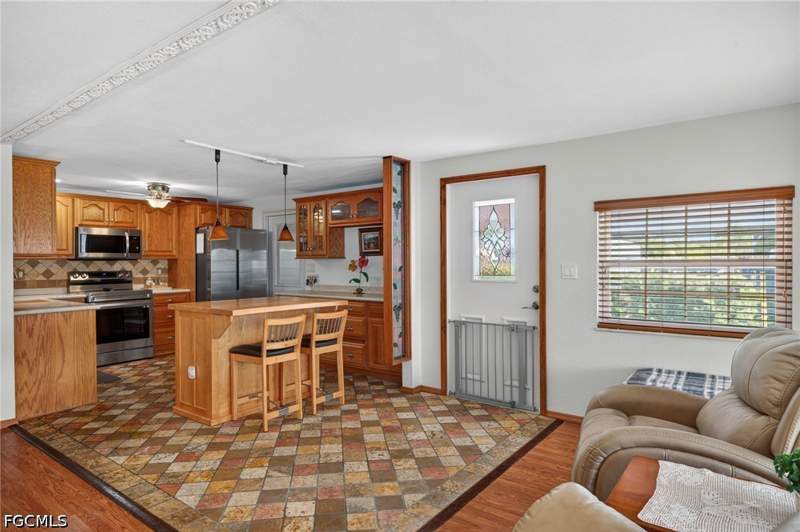 2 bedroom ManufacturedHome at 30 Aloe St, Oak Park Village Co-Op Inc, Alva — photo 4