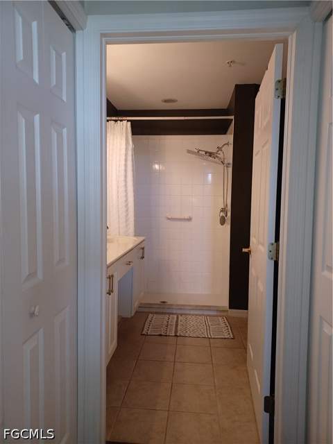 12070 Summergate Cir 101, Fort Myers FL - photo 16 of 34