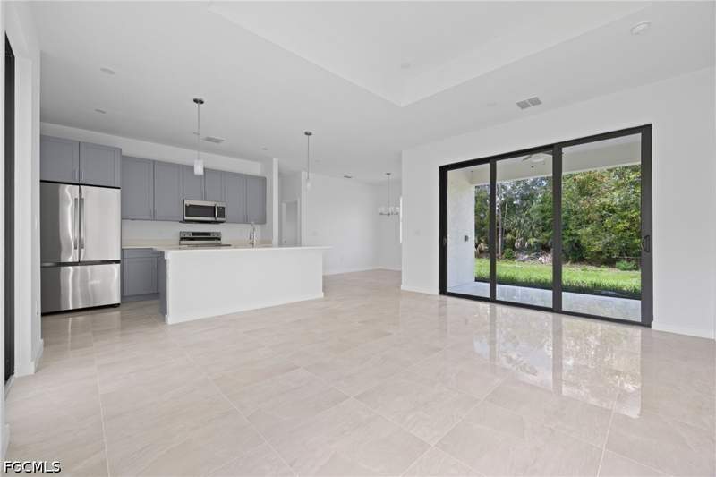 3 bedroom SingleFamilyResidence at 1133 Alvin Ave, Lehigh Acres, Lehigh Acres — photo 3