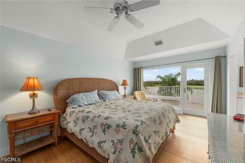 1406 Sanderling Cir, Sanibel FL - photo 18 of 45