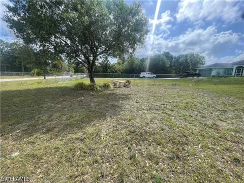2660 72nd Ave NE, Naples FL - photo 6 of 36