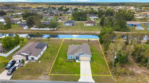 858 Rue Labeau Cir, Fort Myers FL - photo 15 of 19