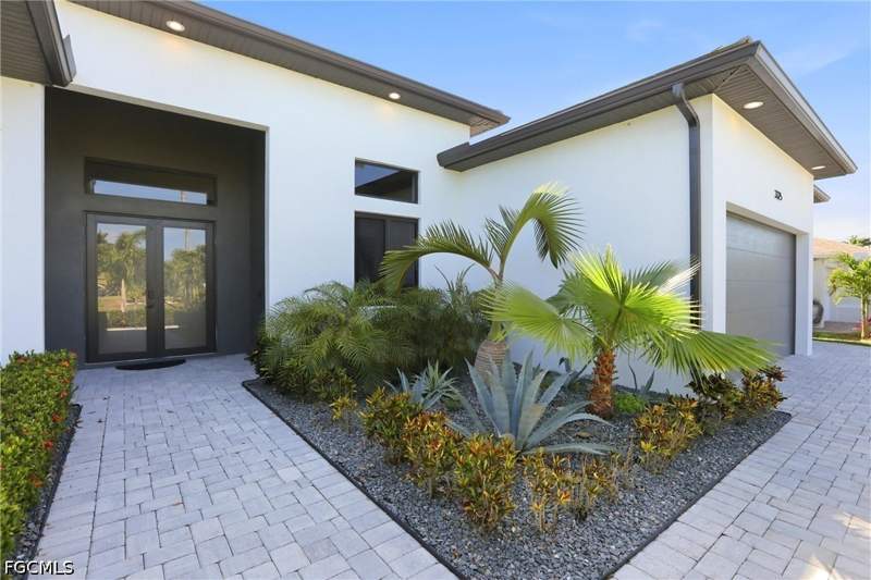 4 bedroom SingleFamilyResidence at 3325 SW 8th Ct, Cape Coral, Cape Coral — photo 5