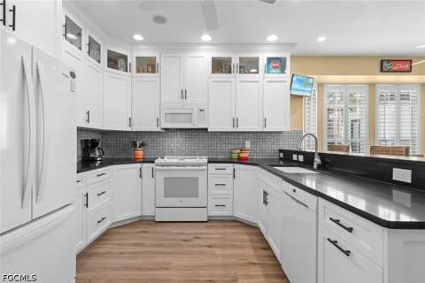 11525 Andy Rosse Ln, Captiva FL - photo 10 of 39