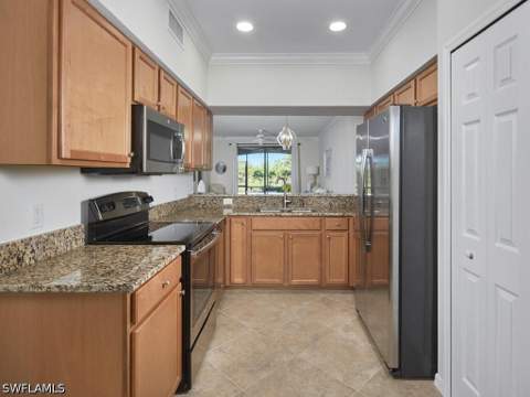 9816 Giaveno Cir 1315, Naples FL - photo 7 of 35