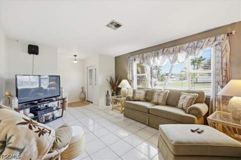 3226 SE 2nd Ave, Cape Coral FL - photo 9 of 43