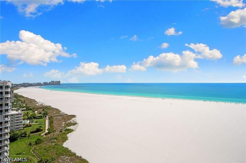 2 bedroom Condominium at 320 Seaview Ct 2009, South Seas Club Condo, Marco Island — photo 2