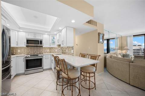 320 Seaview Ct 2009, Marco Island FL - photo 6 of 38