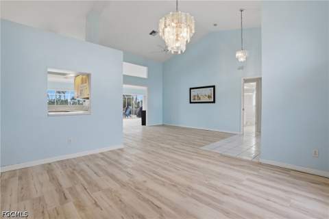 1022 SW 18th Ter, Cape Coral FL - photo 6 of 34