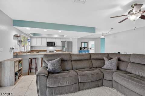 1305 SE 37th Ter, Cape Coral FL - photo 8 of 50