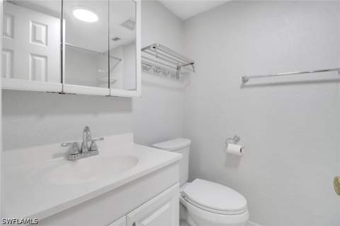 4635 Bayshore Dr P4, Naples FL - photo 14 of 25