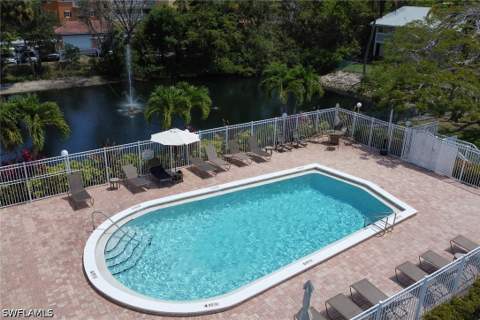 4635 Bayshore Dr P4, Naples FL - photo 19 of 25