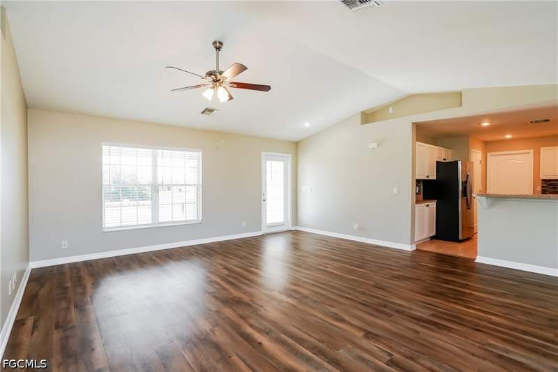 3 bedroom SingleFamilyResidence at 3208 13th St SW, Lehigh Acres, Lehigh Acres — photo 3