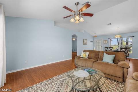 3928 NW 41st Pl, Cape Coral FL - photo 10 of 37