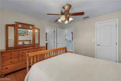 3928 NW 41st Pl, Cape Coral FL - photo 17 of 37