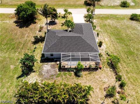 3928 NW 41st Pl, Cape Coral FL - photo 6 of 37