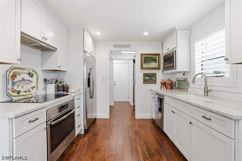 2 bedroom Condominium at 4784 West Blvd B101, Lakeview Pines, Naples — photo 4