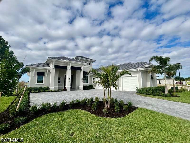 4 bedroom SingleFamilyResidence at 9448 Loquat Ln, Caymas, Naples — photo 1