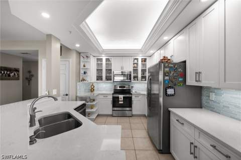 201 Vintage Bay Dr B15, Marco Island FL - photo 15 of 36
