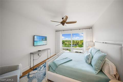 13915 Old Coast Rd 506, Naples FL - photo 16 of 38