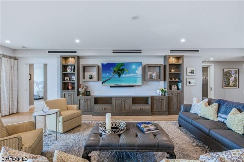 4 bedroom Condominium at 13925 Old Coast Rd 905, Kalea Bay Tower 200, Naples — photo 4