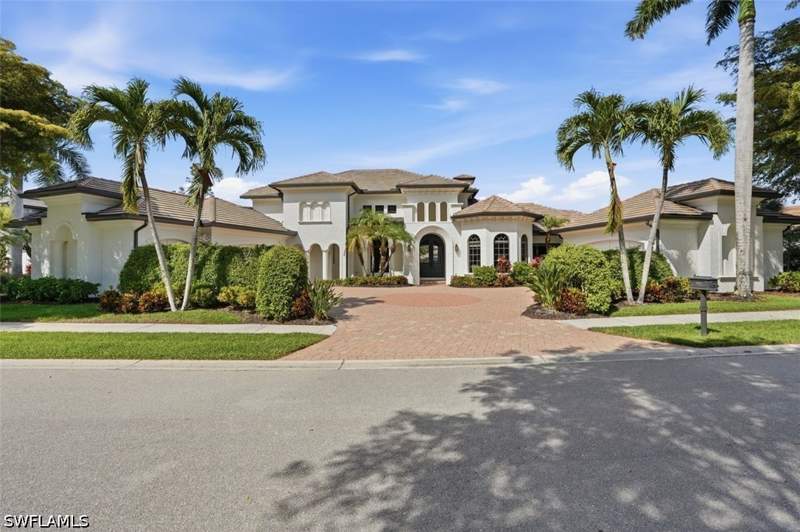 4 bedroom SingleFamilyResidence at 3027 Mona Lisa Blvd, Da Vinci Estates, Naples — photo 2