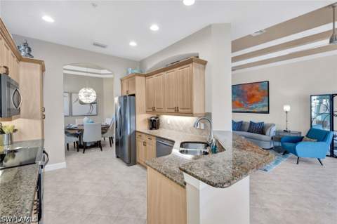 8755 Coastline Ct 202, Naples FL - photo 13 of 42