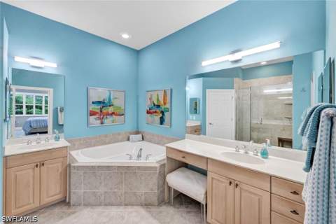 8755 Coastline Ct 202, Naples FL - photo 20 of 42