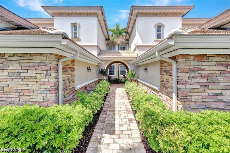 3 bedroom Condominium at 8755 Coastline Ct 202, Silverstone, Naples — photo 4