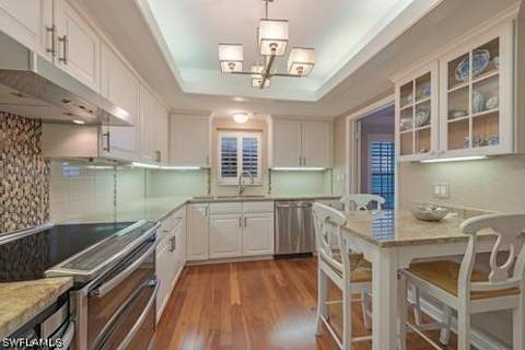 3377 Gulf Shore Blvd N 4D, Naples FL - photo 15 of 31