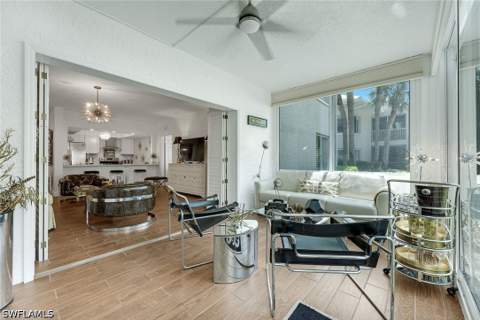 5817 Glencove DR 402, Naples FL - photo 6 of 45