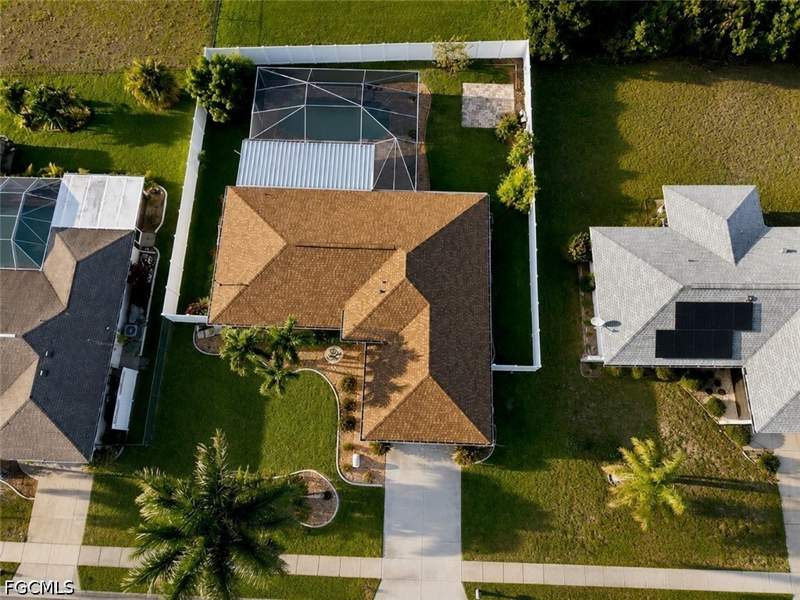 3 bedroom SingleFamilyResidence at 1825 SE 12th Ter, Cape Coral, Cape Coral — photo 5