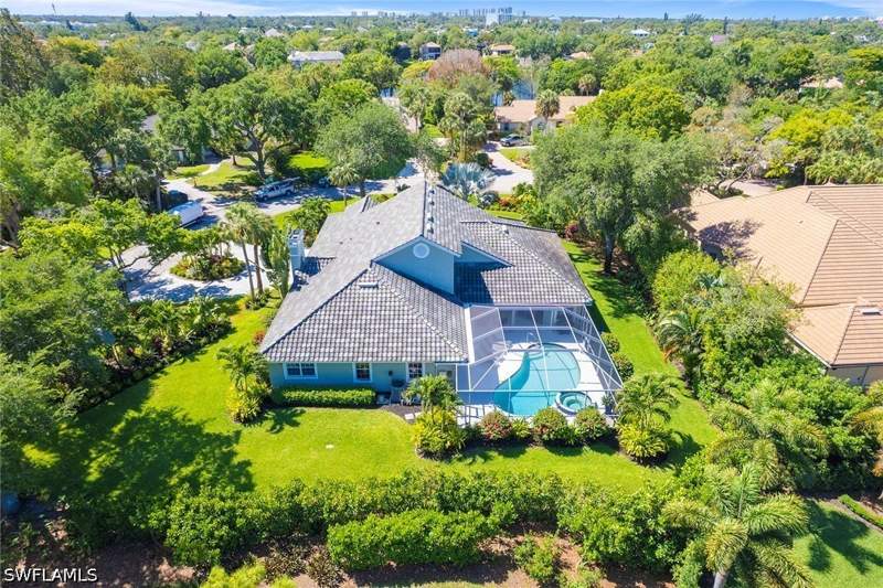 4 bedroom SingleFamilyResidence at 27330 Ridge Lake Ct, River Ridge, Bonita Springs — photo 3