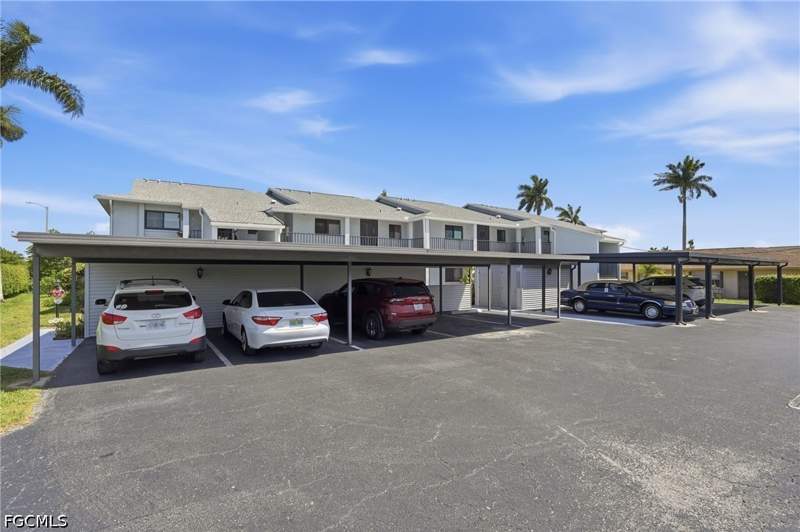 2 bedroom Condominium at 1205 SE 46th Ln 201, Royal Palm Condo, Cape Coral — photo 3