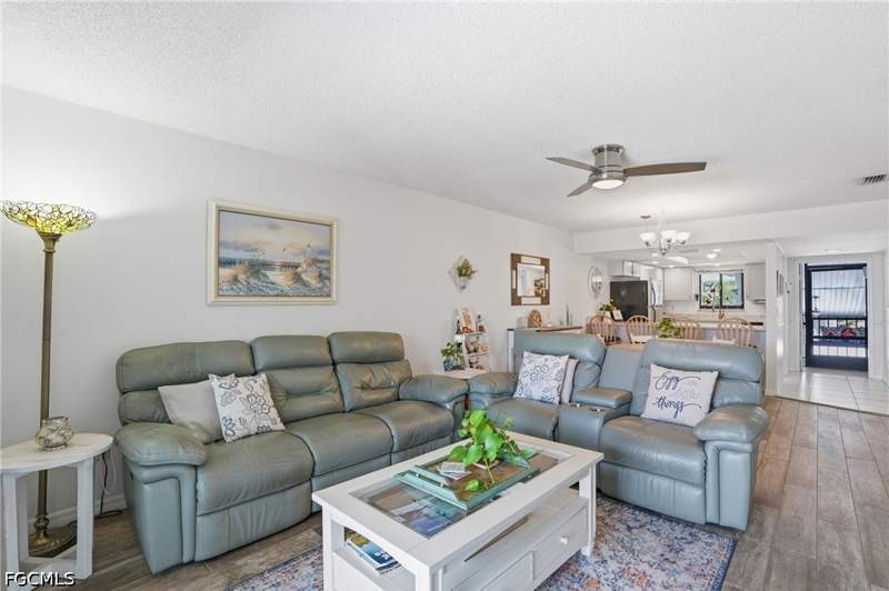 2 bedroom Condominium at 1205 SE 46th Ln 201, Royal Palm Condo, Cape Coral — photo 5