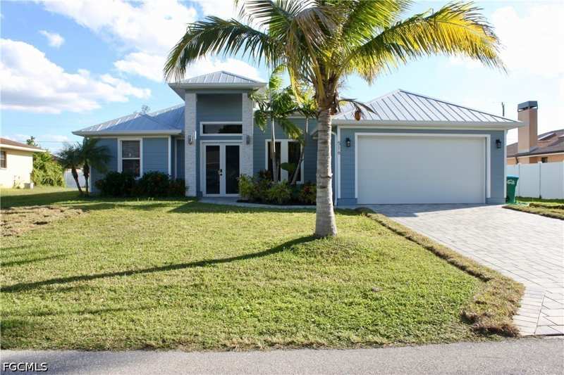 3 bedroom SingleFamilyResidence at 516 SW 27th Ter, Cape Coral, Cape Coral — photo 1