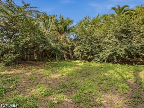 2022 Frederick St, Naples FL - photo 23 of 24