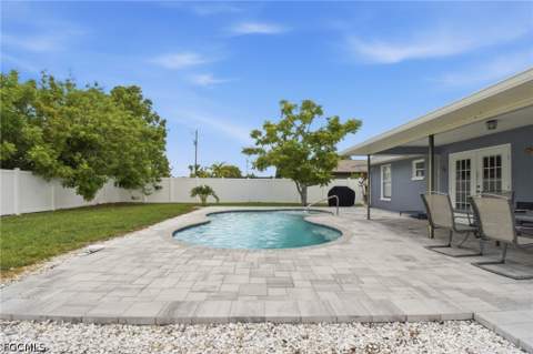 934 SE 25th Ln, Cape Coral FL - photo 19 of 23